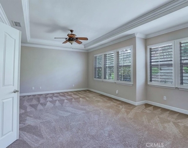 27752 Manor Hill - Photo Thumbnail 23