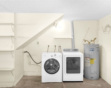 2621 E 20th - Photo Thumbnail 21