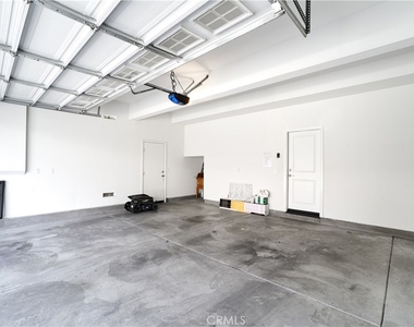 350 Catalina Way - Photo Thumbnail 39