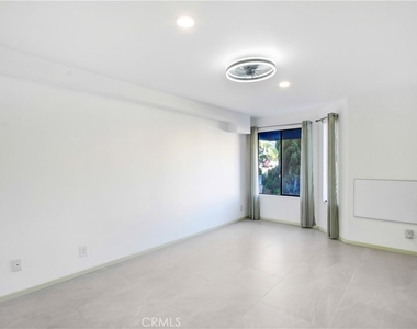 8338 Regents Road - Photo Thumbnail 2