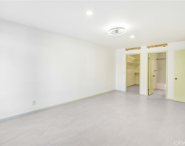 8338 Regents Road - Photo Thumbnail 13