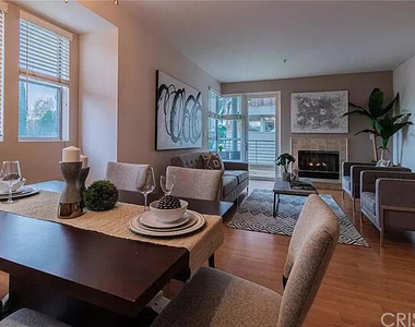 4170 Fair Avenue - Photo Thumbnail 6