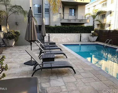 4170 Fair Avenue - Photo Thumbnail 20