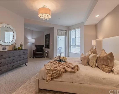 4170 Fair Avenue - Photo Thumbnail 11