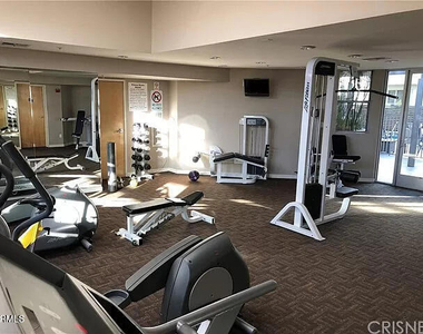 4170 Fair Avenue - Photo Thumbnail 21
