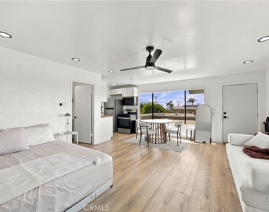 141 W Avenida Alessandro - Photo Thumbnail 7