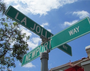 25171 La Jolla Way - Photo Thumbnail 2