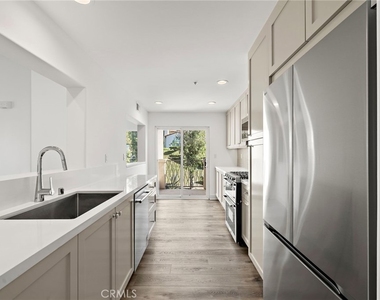 3 Merano Court - Photo Thumbnail 4