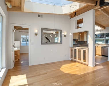 31685 3rd - Photo Thumbnail 11