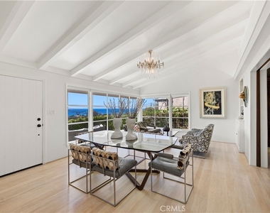 744 Oak - Photo Thumbnail 3