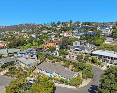 744 Oak - Photo Thumbnail 26