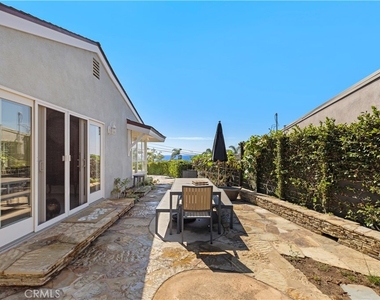 744 Oak - Photo Thumbnail 22