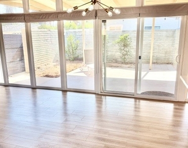 6788 Fig Street - Photo Thumbnail 10