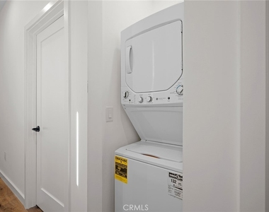 1823 Jackson Street - Photo Thumbnail 17
