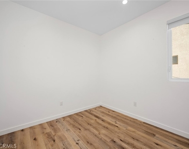 1823 Jackson Street - Photo Thumbnail 14