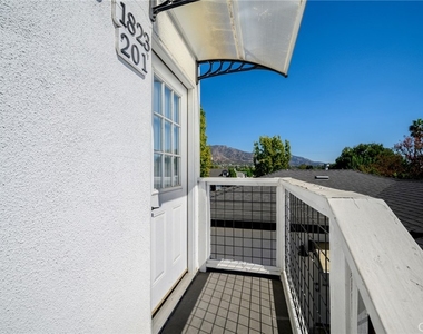 1823 Jackson Street - Photo Thumbnail 2