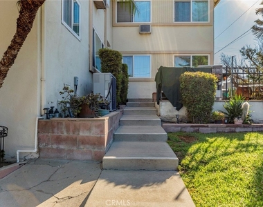10204 Tujunga Canyon Boulevard - Photo Thumbnail 2