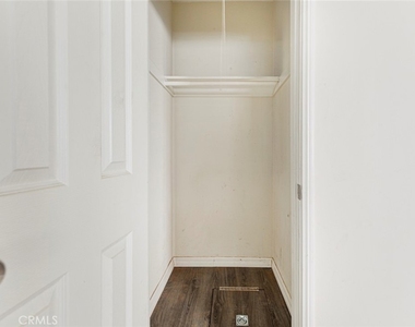 10204 Tujunga Canyon Boulevard - Photo Thumbnail 14