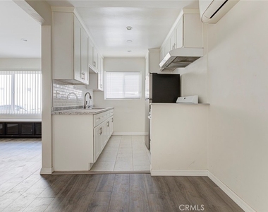 10204 Tujunga Canyon Boulevard - Photo Thumbnail 10