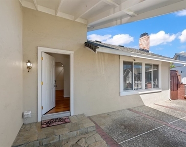 3666 Lightfare Court - Photo Thumbnail 5