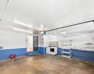 3666 Lightfare Court - Photo Thumbnail 15