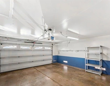 3666 Lightfare Court - Photo Thumbnail 16