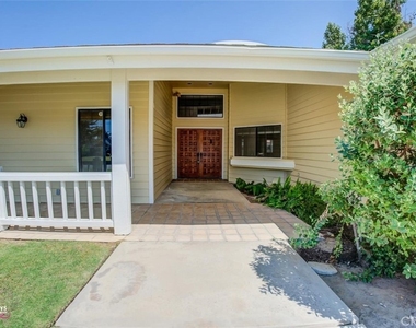 9708 White Oak Drive - Photo Thumbnail 1