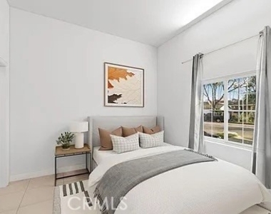 435 W 1st Street - Photo Thumbnail 9