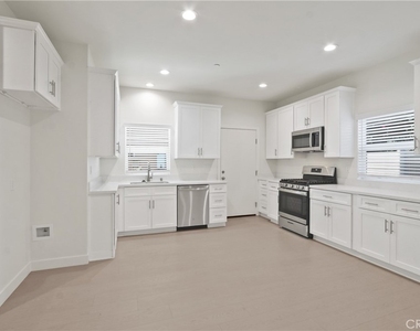 1963 5th Street - Photo Thumbnail 1