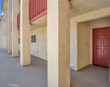 950 Main Street - Photo Thumbnail 28