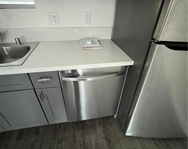 1230 Leland - Photo Thumbnail 6