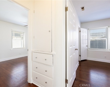 2417 Sonoma Street - Photo Thumbnail 2