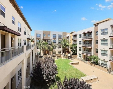 68 E Bay State Street - Photo Thumbnail 2