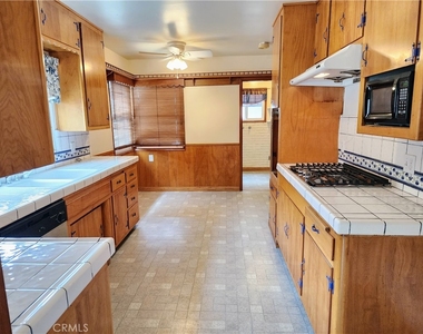 719 S Aldenville Avenue - Photo Thumbnail 15