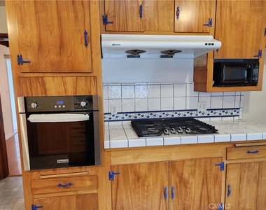 719 S Aldenville Avenue - Photo Thumbnail 40