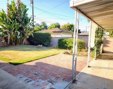 719 S Aldenville Avenue - Photo Thumbnail 47