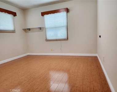719 S Aldenville Avenue - Photo Thumbnail 30