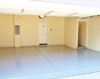 2139 Eva Street - Photo Thumbnail 14