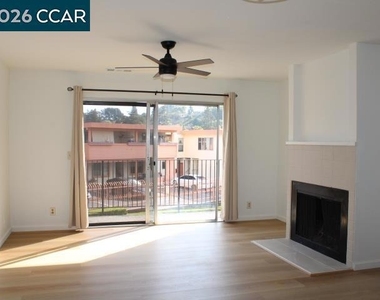 4811 Appian Way - Photo Thumbnail 1
