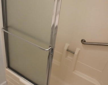 4811 Appian Way - Photo Thumbnail 16