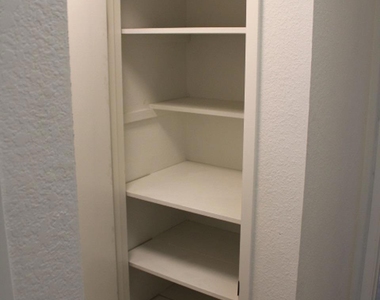 4811 Appian Way - Photo Thumbnail 17
