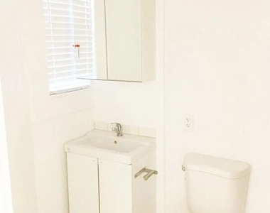 316 N Bixel Street - Photo Thumbnail 4
