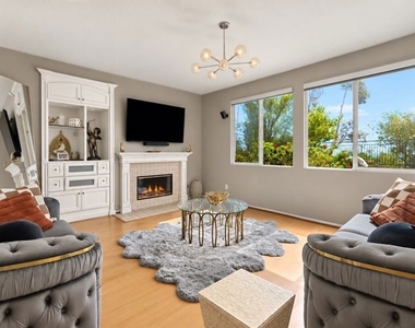 20542 Pesaro Way - Photo Thumbnail 9