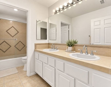 20542 Pesaro Way - Photo Thumbnail 21