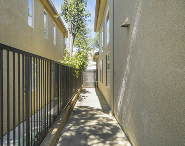 20542 Pesaro Way - Photo Thumbnail 26