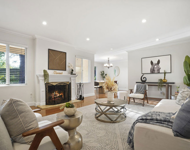 2452 N Altadena Drive - Photo Thumbnail 8