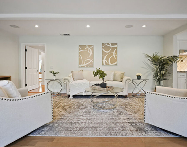 2452 N Altadena Drive - Photo Thumbnail 13