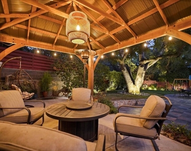 2452 N Altadena Drive - Photo Thumbnail 30