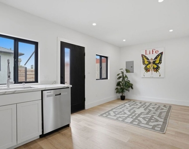 7532 Gaviota - Photo Thumbnail 3