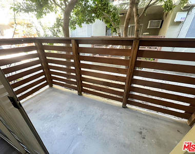 5032 Maplewood Avenue - Photo Thumbnail 12